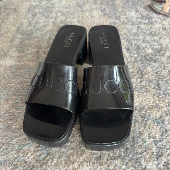 Gucci Women's Glossy Black Mules - Picture 1 of 5